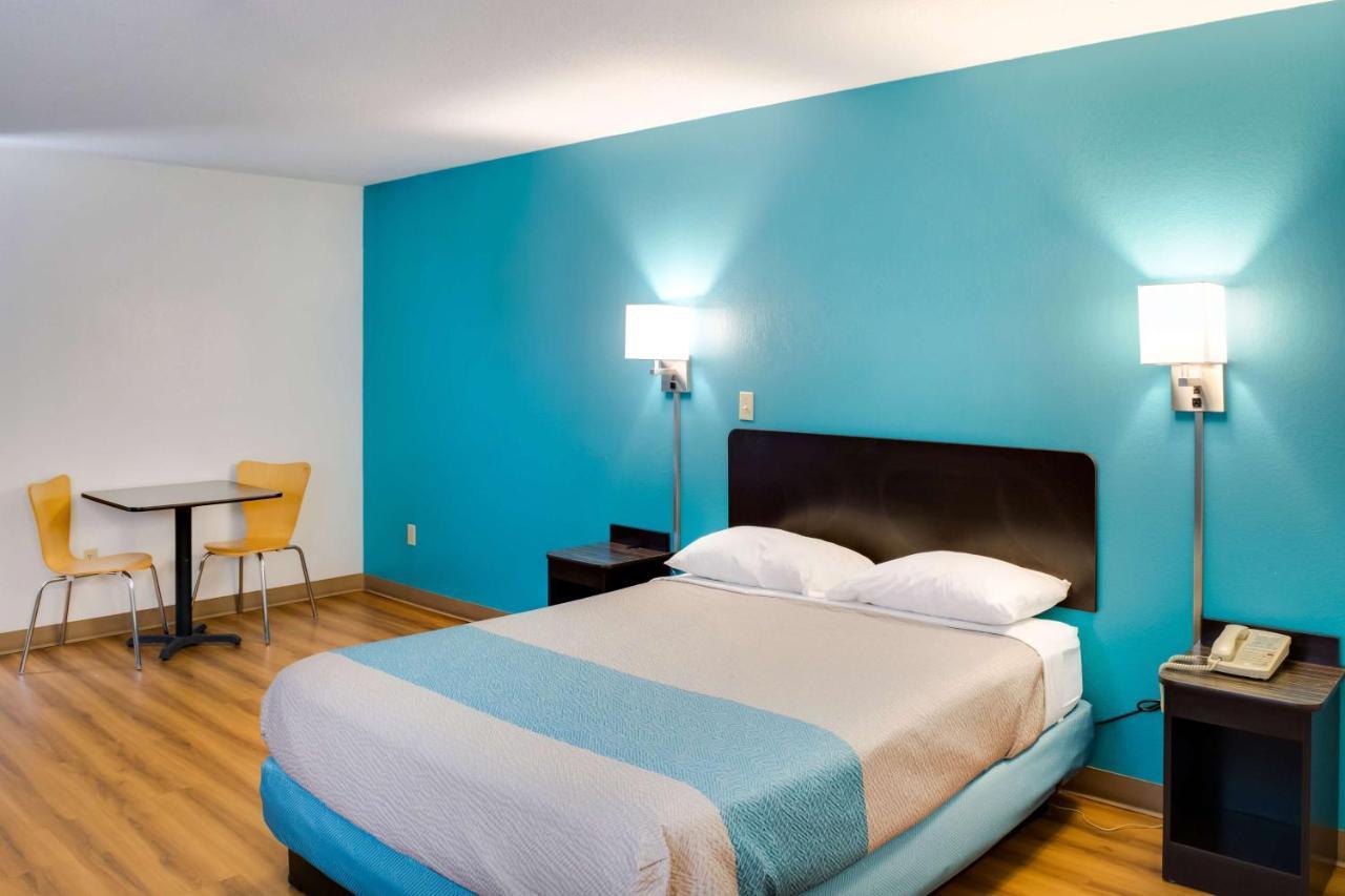 Motel 6-Richmond, In Экстерьер фото