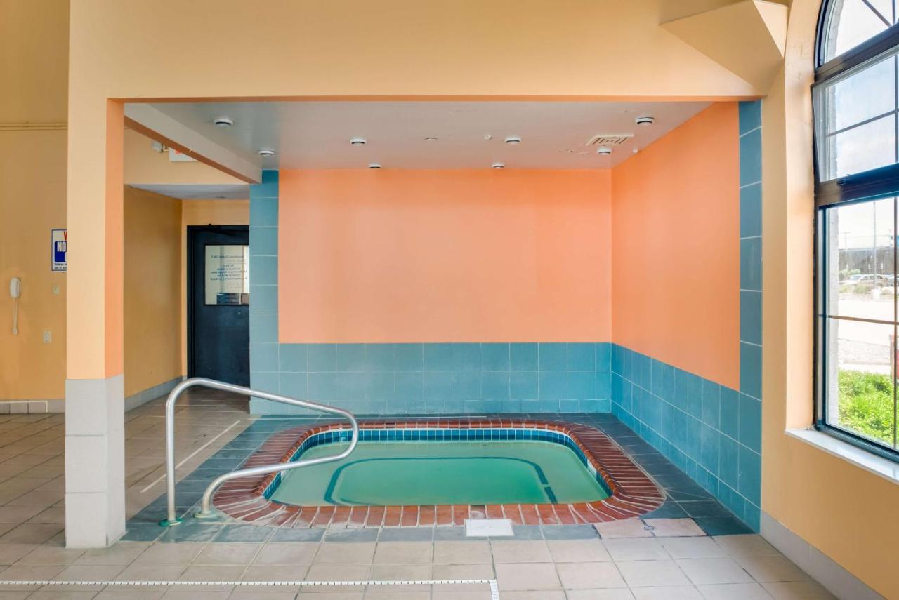 Motel 6-Richmond, In Экстерьер фото