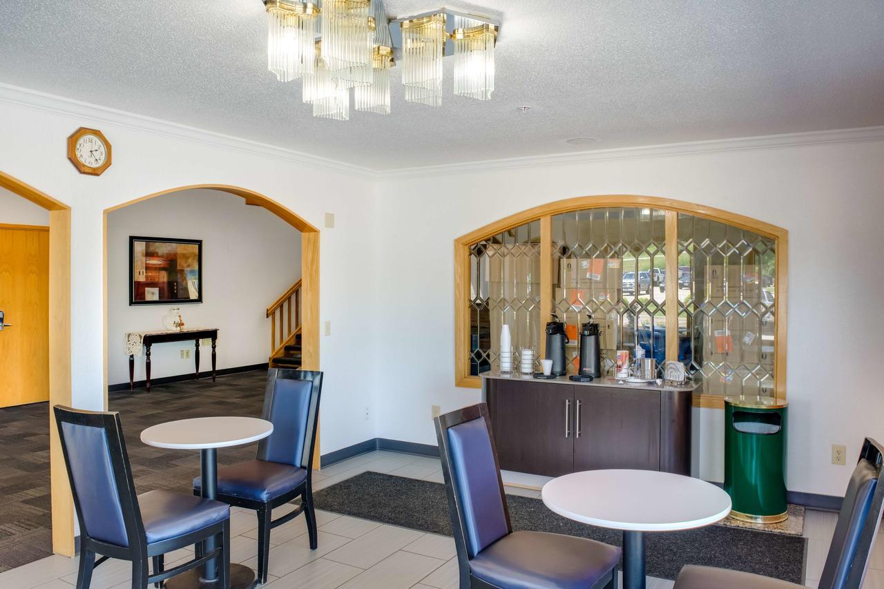 Motel 6-Richmond, In Экстерьер фото